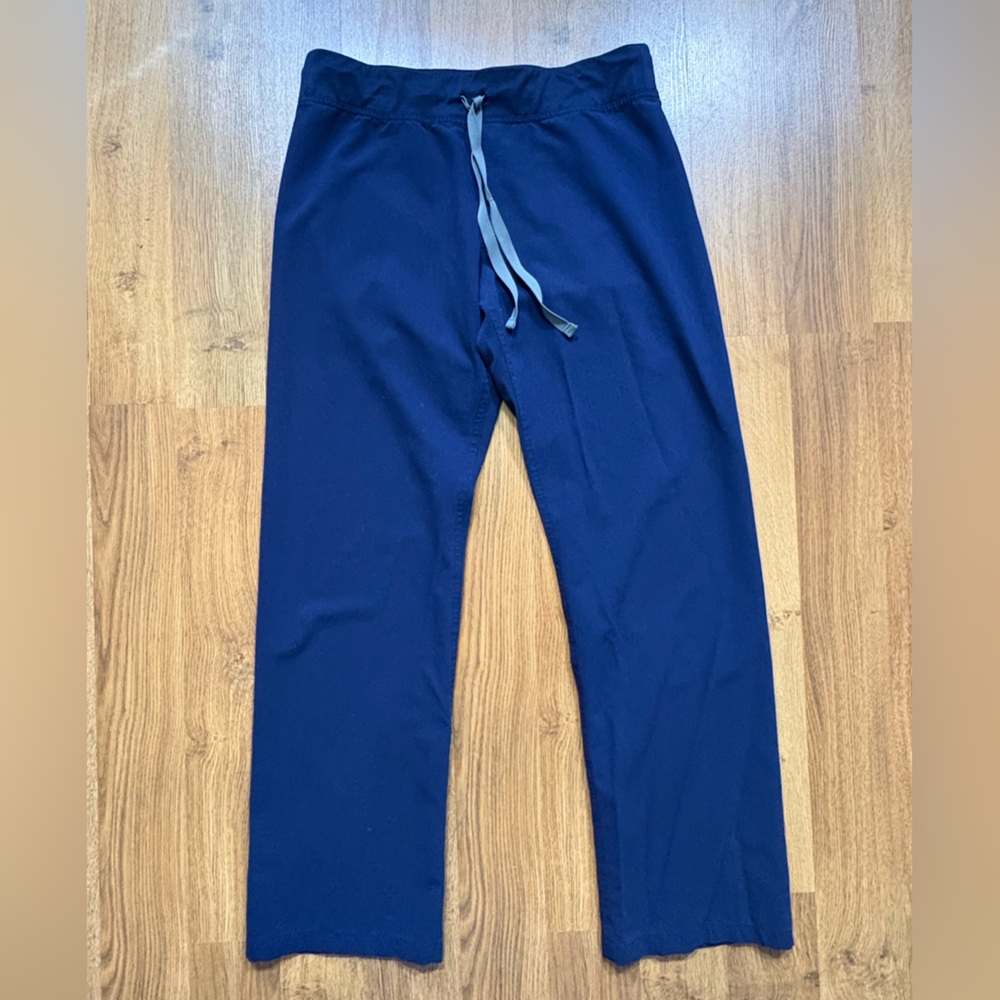 Figs Navy Livingston bottoms